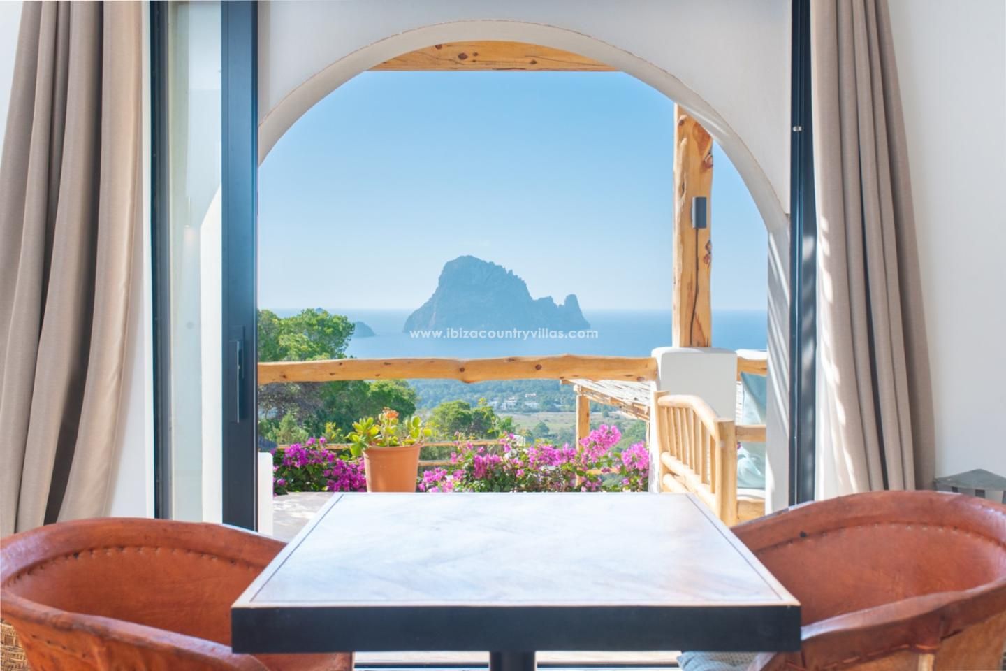 Exceptional property with views of Es Vedrà