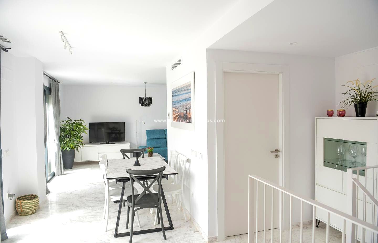 Foto 9 van Duplex penthouse apartment in Playa den Bossa