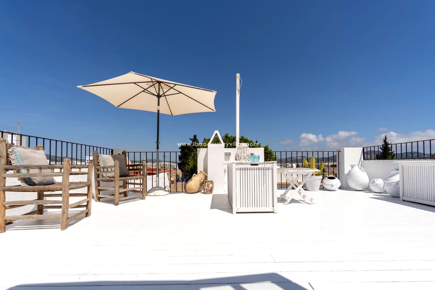 Foto 28 van Apartment with lots of charm situated in the heart of Dalt Vila