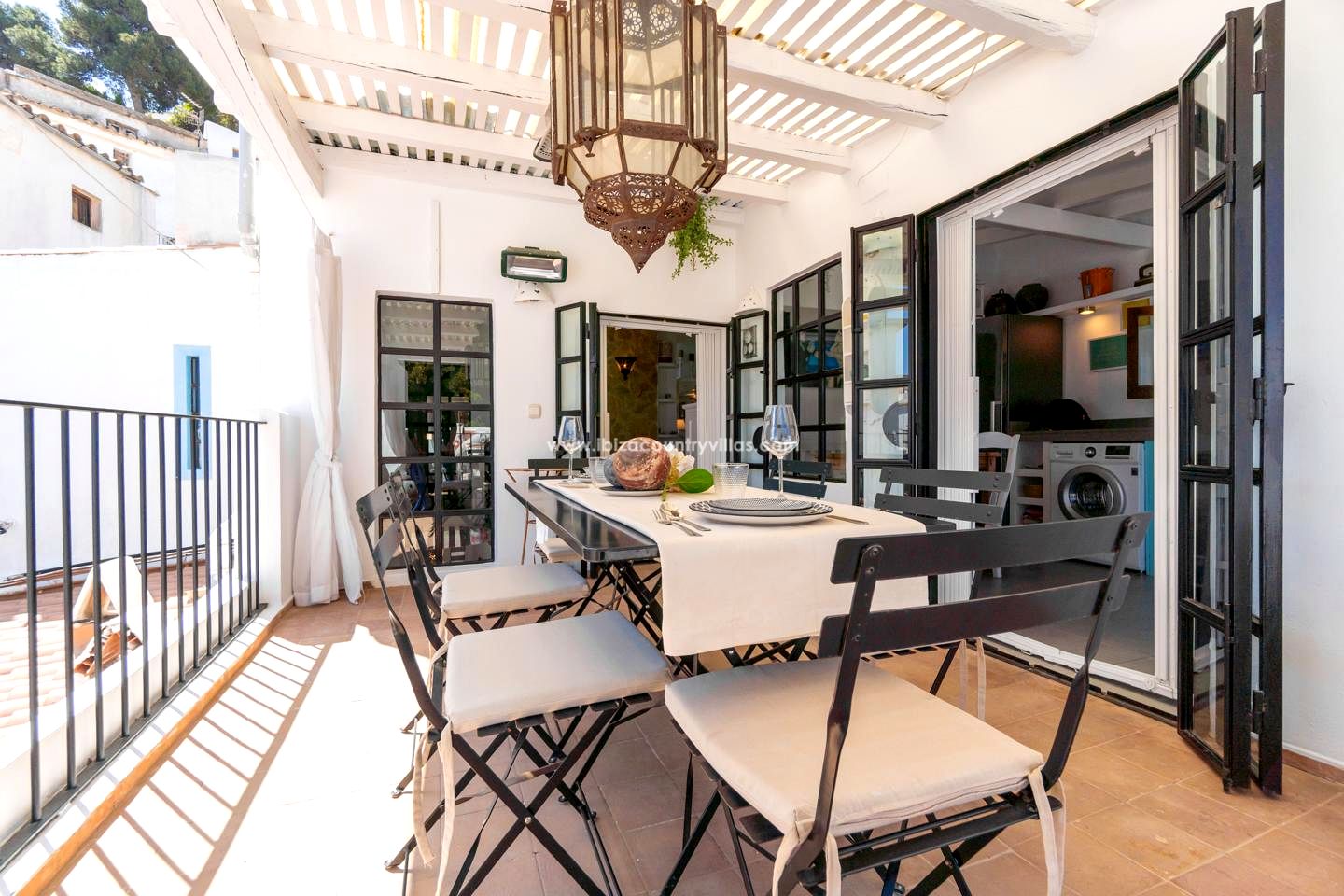 Foto 9 van Apartment with lots of charm situated in the heart of Dalt Vila