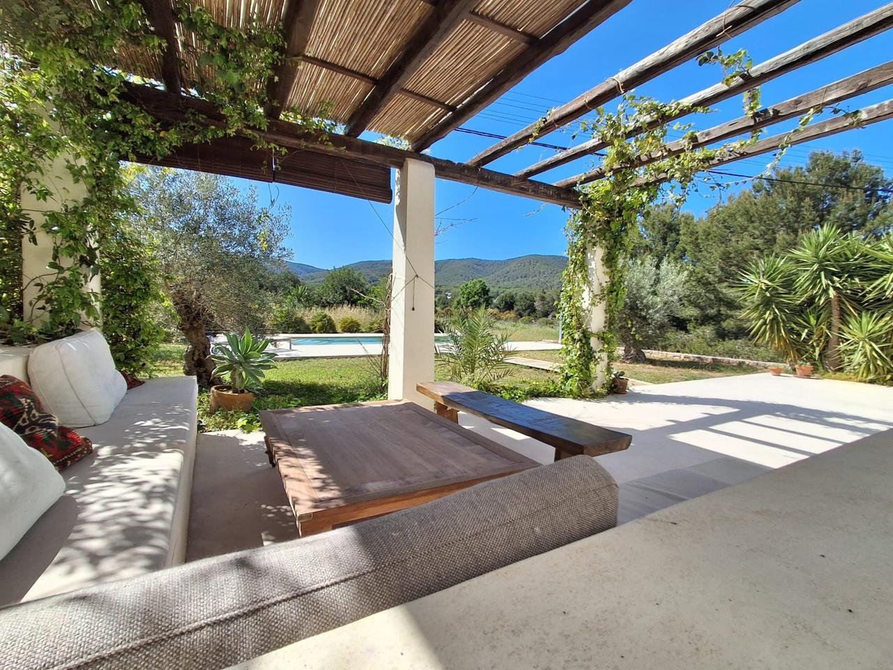 Foto 2 van Charming Rustic Estate in Sant Carles