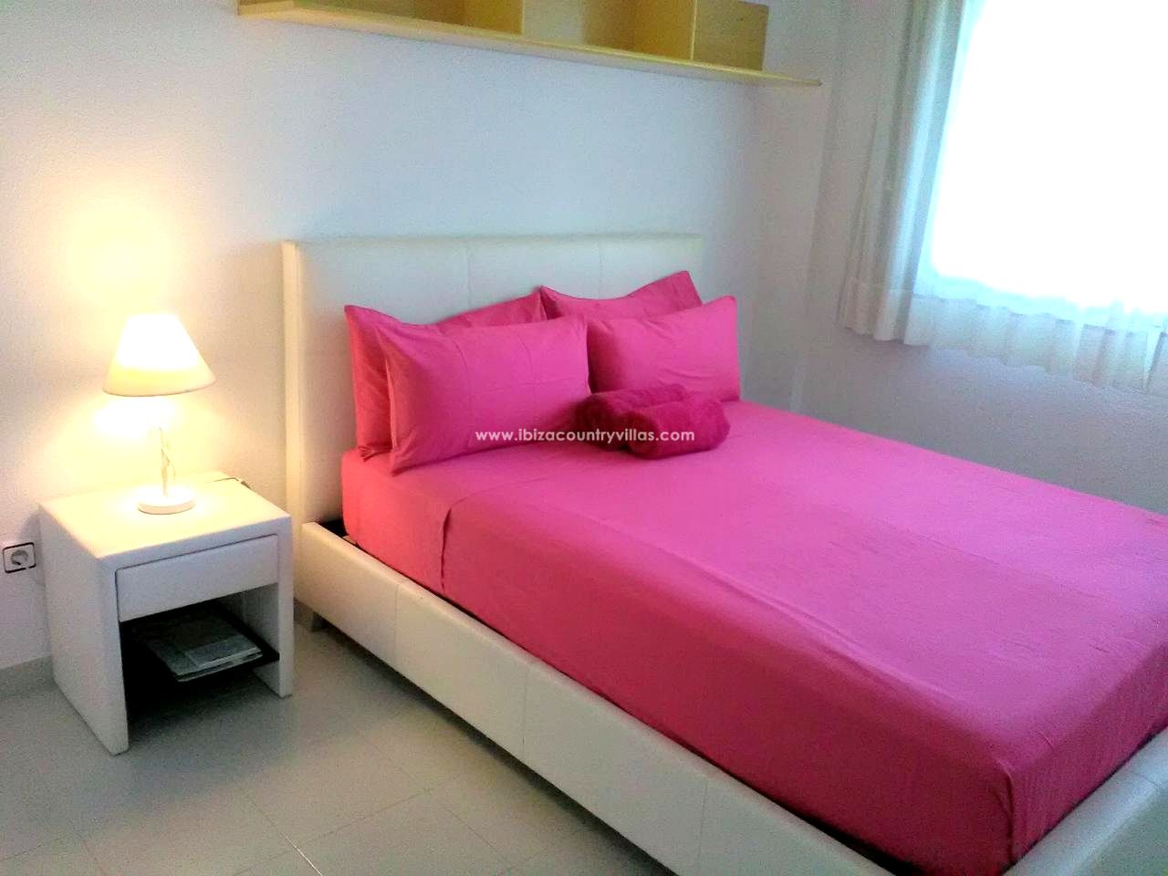 Foto 29 van Charming Two-Bedroom Apartment in Marina Botafoch