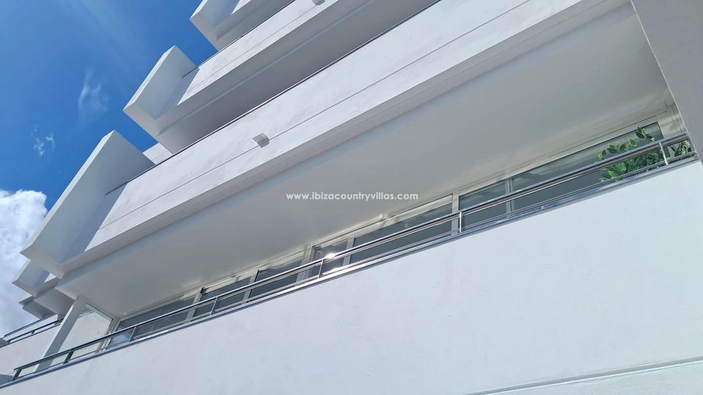 Foto 5 van Charming Two-Bedroom Apartment in Marina Botafoch